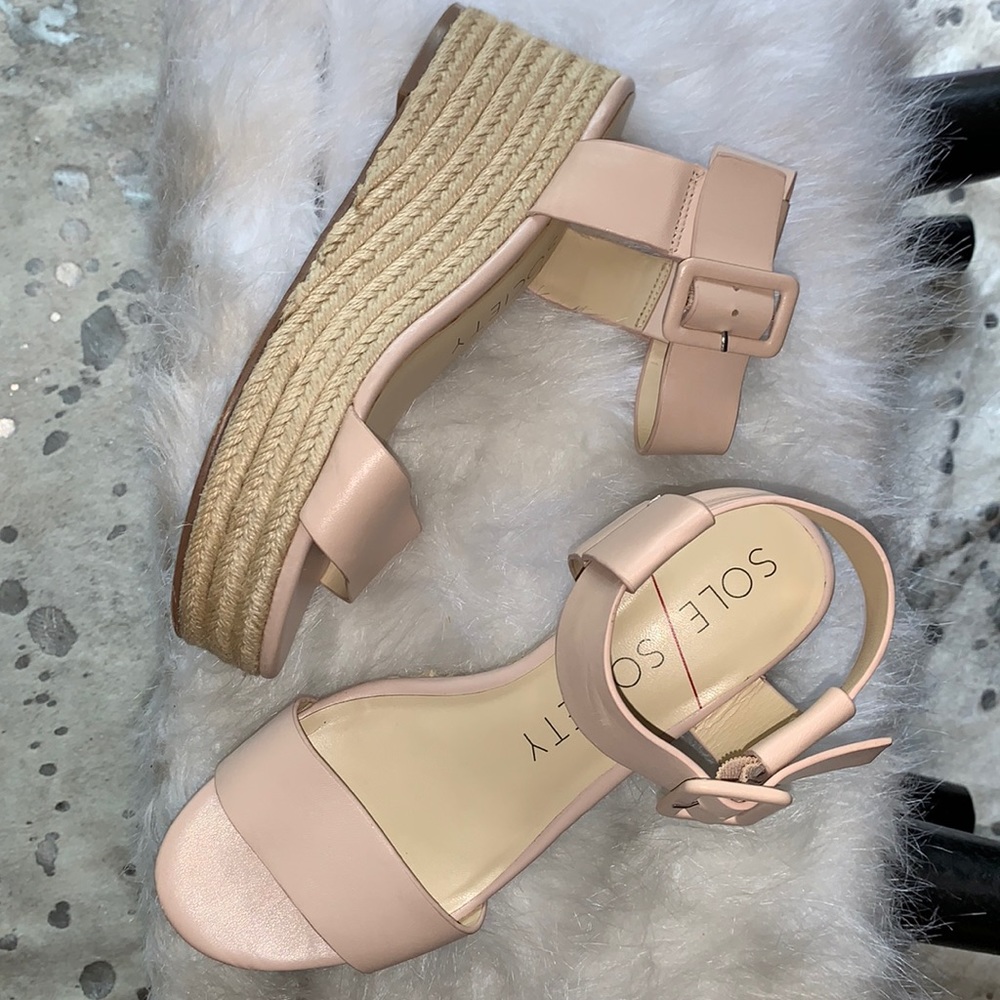 Sole Society platform shoes in dusty pink, size 7.5
